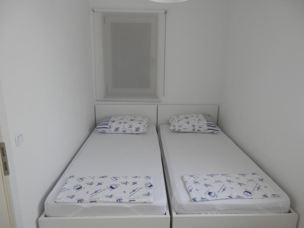 Apartments Nautica II Novigrad Istria Esterno foto